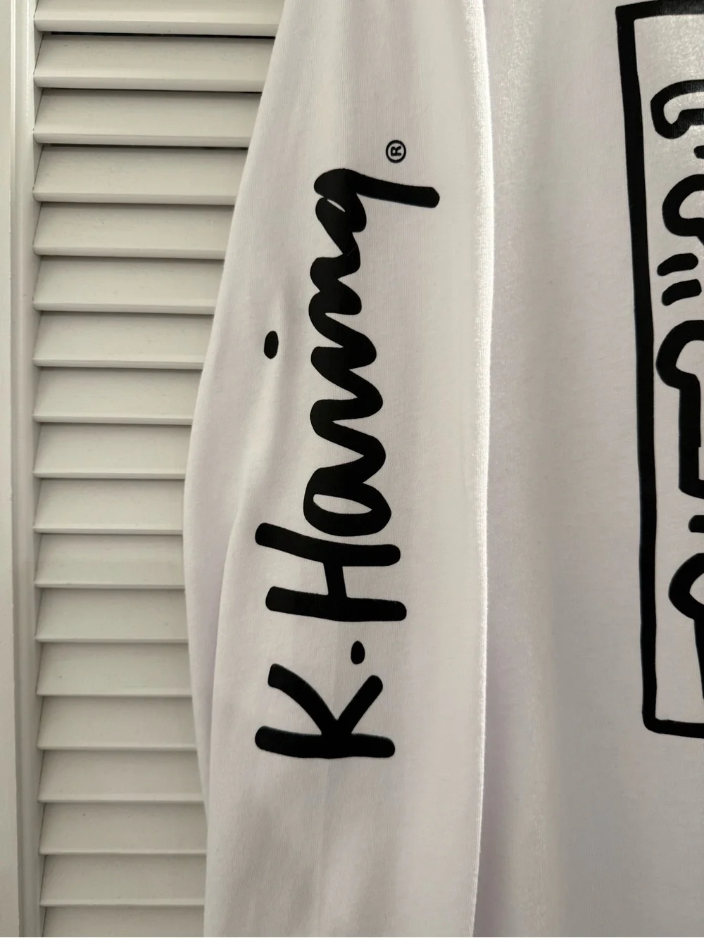 GAP White Long-Sleeve Graphic Tee with Black Keith Haring Motif